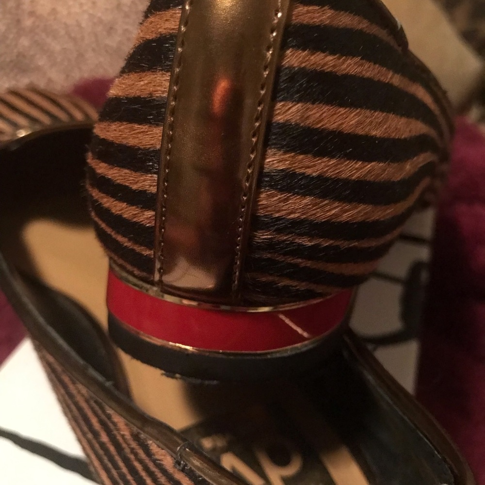 DV by Dolce Vita Hana - Picture 3 of 6